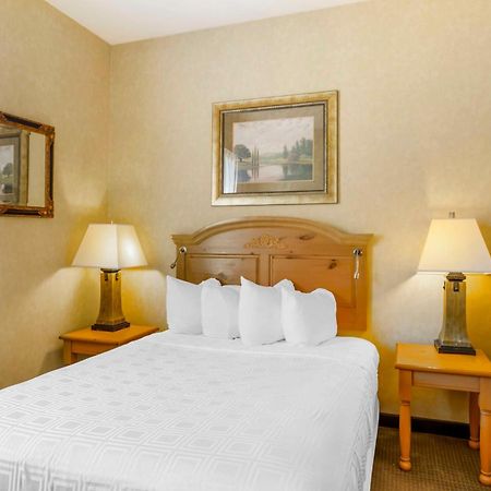 Best Western Plus Revere Inn & Suites Paradise Exteriér fotografie